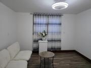 Niagara Street Revival House - 3 Bedroom 2 Bathroom Freestanding Home