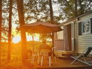 Mobil home 24m² avec terrasse pour 4 personnes - API-1-52-412