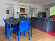 Sunny 2 Bedroom Ventnor Cottage - retro vibe, 400m to Beach, Pets Welcome