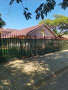 Savannah Guest House Mafikeng