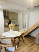 Suite Muraille by Collection Aura - 4p - Hypercentre Charleville-Mézières à deux pas de la Place Ducale