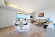 2-Br Panoramic Views Top Floor Cannes