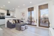Guest Ready‑Bright & Stylish Flat with 3 Terraces