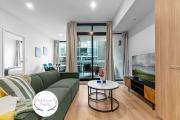 Elegant 1BR CBD 18th WiFl Walkable Parking