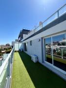 Depto de Primera Calidad, Cochera, Pile, Aire Ac