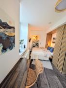 Modernes Studio in Elbnähe - auf Wunsch mit Auto