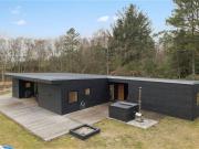 Holiday Home Florida - from the sea by Interhome