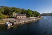Cosy stone cottage on the shores of Sneem River