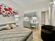 Premium Chic Studio Missori and Vetra subway