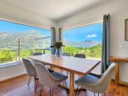 Sea & Mountain Horizon House - Pool & Braai