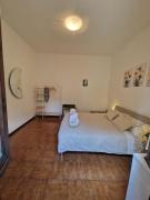 Daisy, cozy apartment in como