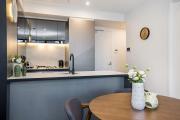 Modern City Apartment With Stunning CBD Views
