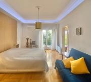 Super Central & Calm Contemporary Athens Apartment