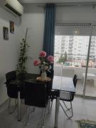 Magnifique appartement avec vue dégagée, près de laéroport et parking privé