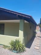 Casa inteira com pátio