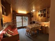 Charmant Studio au Pied des Pistes à Méribel, Navette et Terrasse - FR-1-180-39