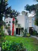 Departamento en barrio del golf moderno, tranquilo y arbolado