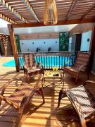 Casa pé na areia: piscina churrasqueira jacuzzi e+