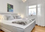 Adorable Arctic Apartments - Private Sauna & Free Parking