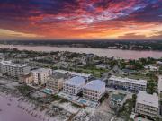 Beach Front 8 BR 6 BA Pool & Hot Tub Pickleball Fun