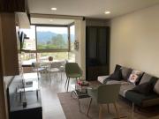 Beautiful Loft close to airport,pool gym & parking