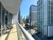 Elegant 1B at Icon Brickell 17th fl Pool, Spa Gym FREE Parking Scenic view