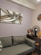 Cozy Makati Hideaway Walk to Malls