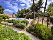 T2 avec piscine et accès privé à la mer