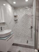 davit batoni small house