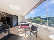 Superbe T2 moderne avec terrasse, climatisation et parking à La Ciotat - FR-1-770-67