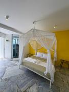 Lonos Circle Private Garden