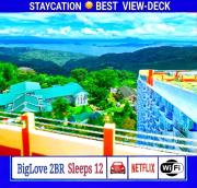 Tagaytay Hideaway 2-Bedrooms, Sleeps 12 in CITYLAND Prime Condo with Big Living room, Kitchen, Free Swimming Pool, 2 Parking, Wi-Fi, Netflix, Perfect View-Deck on 24F rooftop