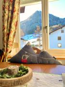 Apartment mit Bergblick kostenloser Parkplatz, WLAN, TV, Einbauküche