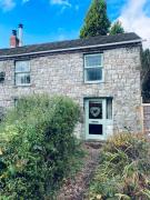 Nant caer Efail Cottage - Stream by the forge