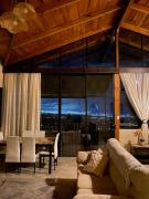 Mountain Retreat with Stunning view at Ubes House