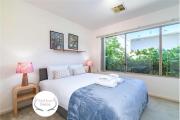 2BR Urban Nest Cosy & Central - Free Parking
