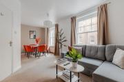 Chic 2BR APR by Soho & Oxford St!