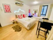 "Pandora" Studio Romantique, Baignoire,Clim, Wifi