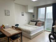 High City view Room with Netflix