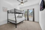 Cozy 2 BR Apt |King Bed |Pool |Gym| Close to Mayo