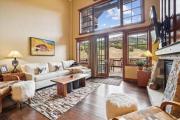 Luxury 4 Bedroom One Ski Hill Place Condo - Ski-In, Ski-Out