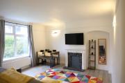 Becontree Retreat - 2BR Near Station