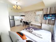 1723T2 Avida Riala IT Park Studio 350 Mbps Wi-Fi with Pool