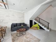 Villa Aura by Maheswara