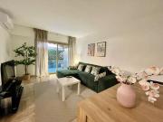 Centre dAntibes - Joli appartement rénové - EZ