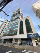 Apartamento Meia praia 3 suítes, 650m da praia