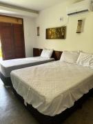 Suite com Ar e Wi Fi na Casa Full Hausi Fortim 01