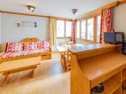 Studio 4 pers en station, au pied des pistes - FR-1-807-27