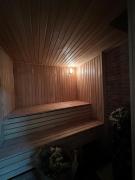 Будинок з сауною та чаном