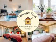 Peterborough modern & stylish 4 bed home with free parking